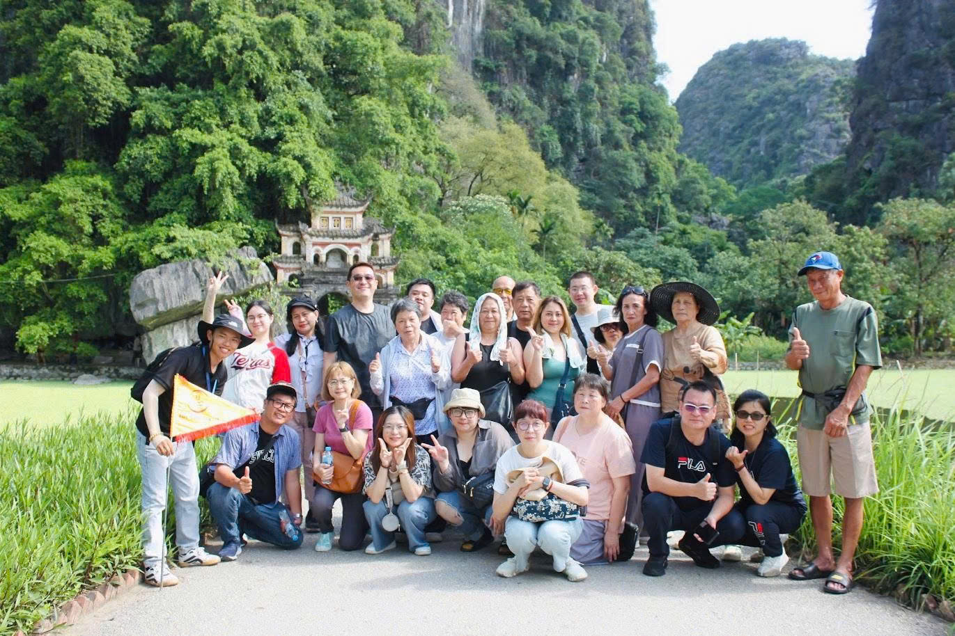 Công ty du lịch Quốc Tế Sunny tour
